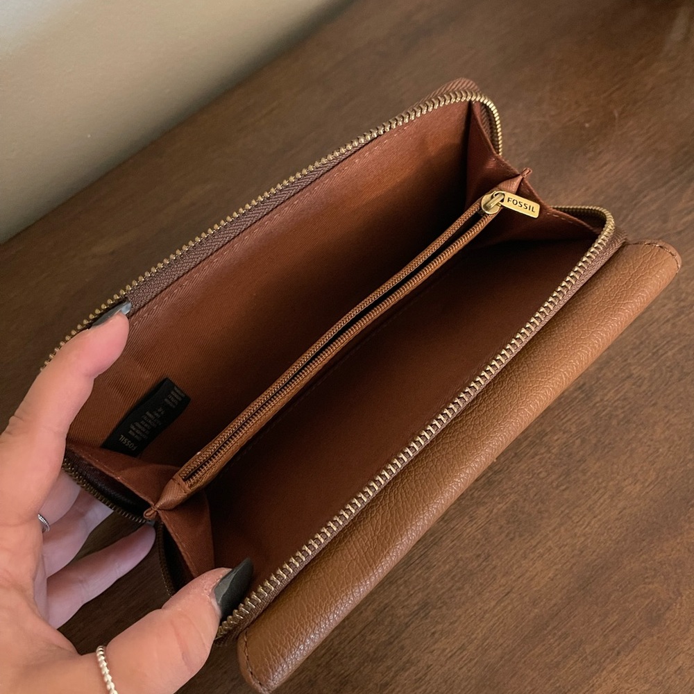 Fossil Wallet - Picture 4 of 4